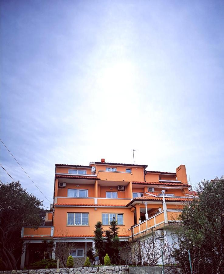 Apartments Melita Supetarska Draga Exterior foto